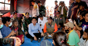 Wapres Gibran Rakabuming Raka Datangi Posko Lokasi Bencana Sukabumi