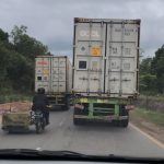 Ugal-Ugalan Truk Kontainer di Batam Bahayakan Masyarakat pengguna Jalan lainnya