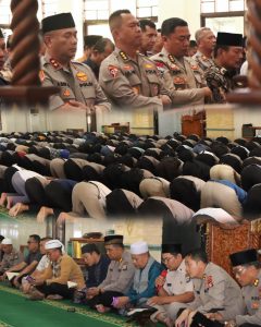 POLDA KEPRI GELAR SHOLAT GHAIB DAN DOA BERSAMA UNTUK MENGENANG TIGA ANGGOTA POLRI YANG TELAH GUGUR