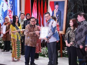 30 Wajib Pajak Terbaik Dapat Penghargaan dari Gubernur DKI Jakarta