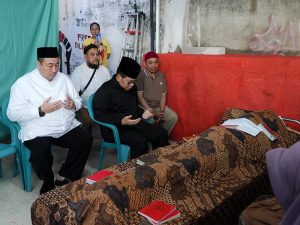 Pramono Sampaikan Belasungkawa ke Keluarga Affan di Rumah Duka Pemprov DKI Jakarta Tanggung Seluruh Biaya Korban