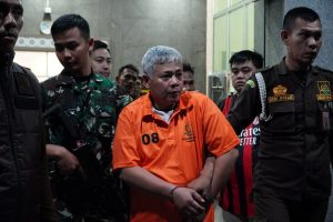 TIM TABUR : TANGKAP BURON KEJATI SUMSEL BERHASIL AMANKAN TERPIDANA HERIYANTO BIN RUSTAM DPO DARI KEJARI PALEMBANG