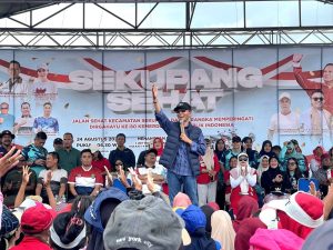 Ribuan Warga Padati Jalan Sehat Sekupang  Walikota Batam Amsakar : Sampaikan Hidup Sehat Kerukunan Terjalin