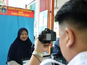 Kinerja Sudin Dukcapil Jaksel Dapat Apresiasi Warga  Layanan Jemput Bola Hingga Digitalisasi Adminduk Dioptimalkan
