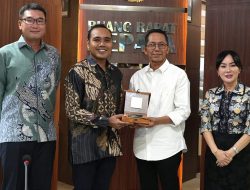 Pertemuan Strategis di Batam, Amsakar Pastikan Hubungan Indonesia–Singapura Semakin Solid