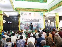 Wali Kota Amsakar dan Baznas Salurkan 1.100 Paket Sembako di Hinterland, Gagas Program “Satu Pulau Satu Sarjana” untuk Anak Batam
