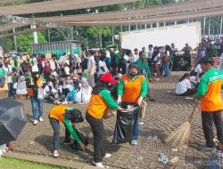 Usai May Day 2026, Ribuan Petugas Kebersihan Gercep Pulihkan Kebersihan Monas